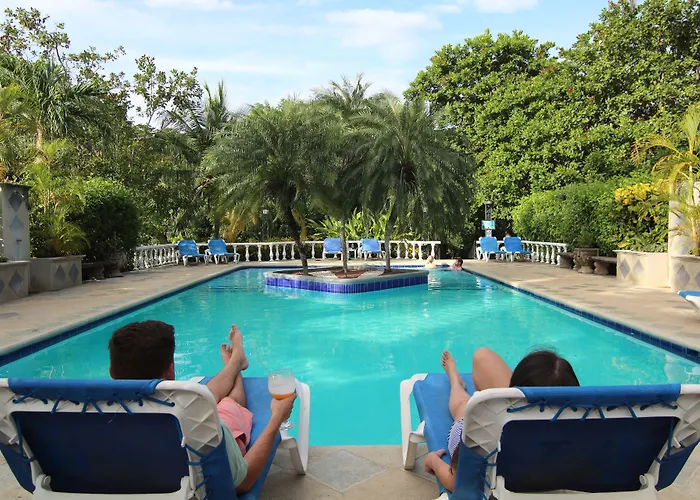 Del Sueno 3* Playa Hermosa (Guanacaste)