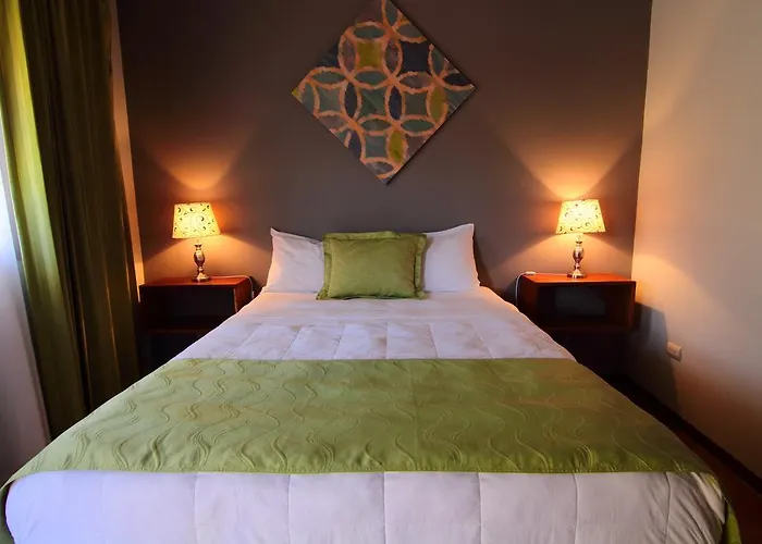 Hotel Del Sueno 3*